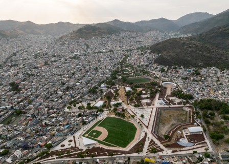Parque 二百周年纪念公园 / Taller Capital