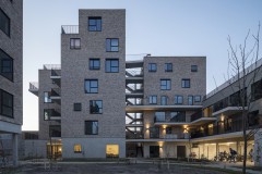 Bijgaardehof 共享社区与健康中心  / BOGDAN & VAN BROECK