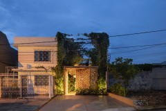 Tropical Warehouse