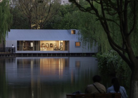 The Lake House 美好生活体验馆 / Wutopia Lab