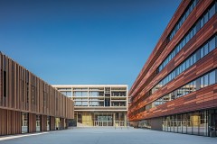 林茨医学院 / LORENZATELIERS