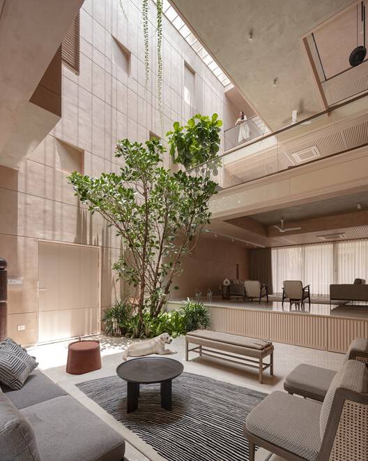 更多房子 More House/太空小说工作室