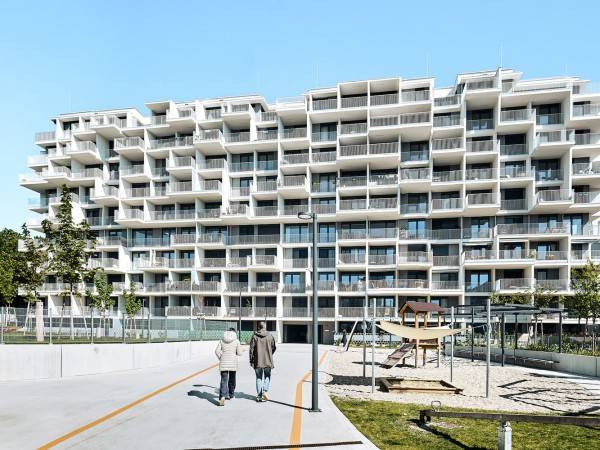 Big Pen Building Ensamble/爱建筑和城市化