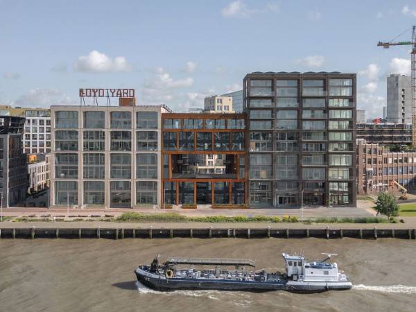 鹿特丹劳埃德船厂/WE建筑师+Paul de Ruiter建筑师+ZUS