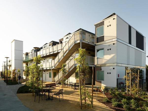 圣马特奥县导航中心/查尔斯·F·布罗齐斯办公室