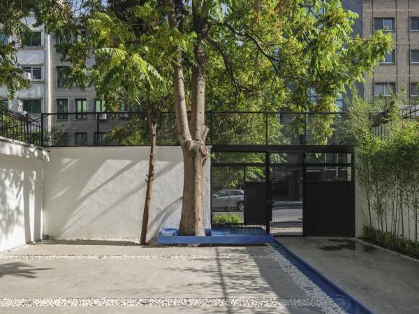 Naeem咖啡馆和文化中心/AZNO设计工作室