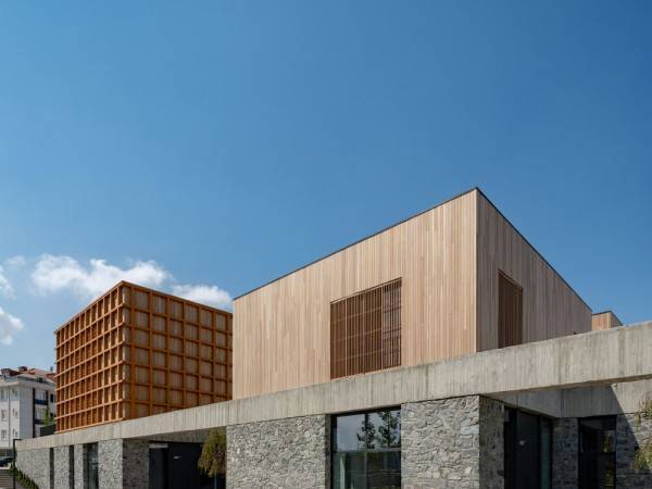 法特玛·安娜·切梅维文化中心/9016