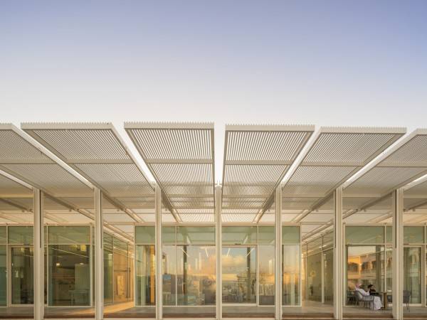 拜特·穆罕默德·本·哈利法/X建筑师+布鲁·哈波德