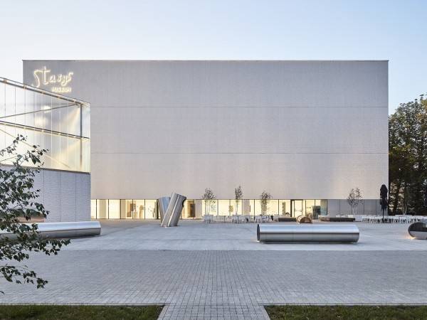 斯塔西斯博物馆/IIMPMNT建筑师