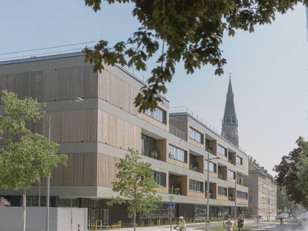 Willi Resetarits教育机构/Kronaus Mitterer