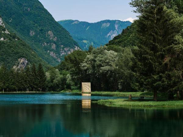 坎纳展馆/Laure Friès建筑