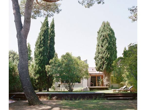 朗格多克别墅/Maignial建筑与协会的修复