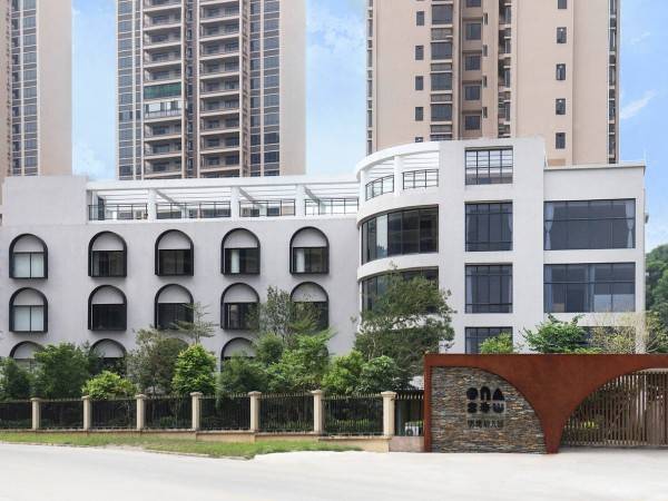 MD幼儿园/HIBINOSEKEI+优吉没有Shiro+儿童设计实验室