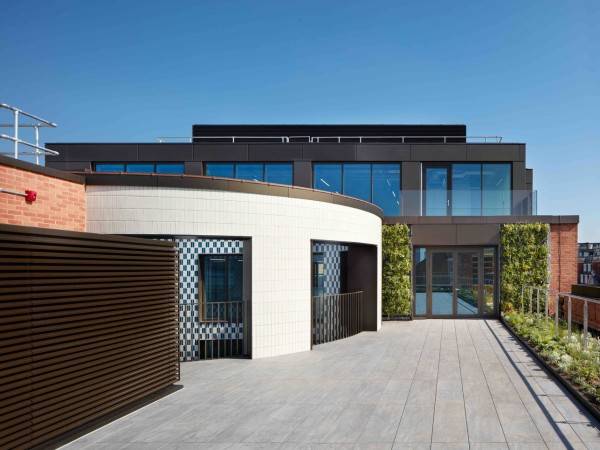 伯纳斯和威尔斯大厦/Emrys建筑师事务所