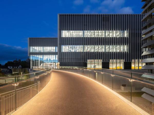 喜利得创新中心/Carpus+Partner AG