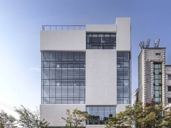 都市衬砌 - KN GLOBAL 总部