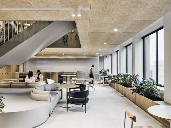 拉塞尔·肯尼迪办公室/卡尔