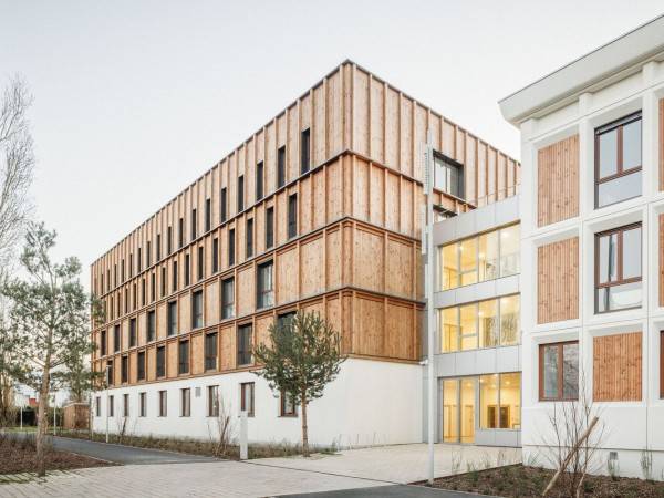 培训中心住宅和学徒/工作室Tequi建筑师工作坊