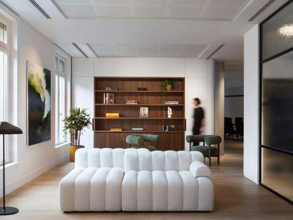 古斯塔夫收藏办公空间/文森特·Eschalier工作室