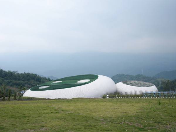 雅安熊猫表演中心/ZXD建筑事务所