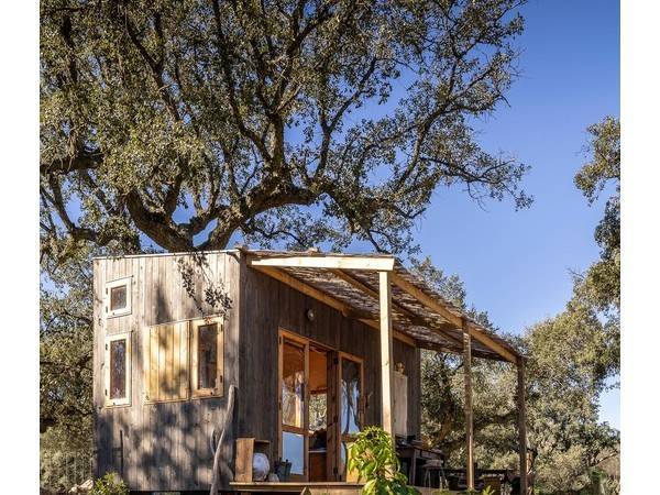 布拉瓦之家/马迪根乔