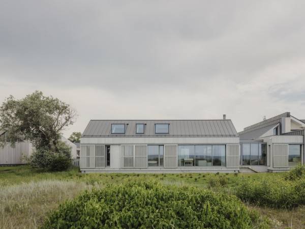 帕维洛斯塔住宅/OAD