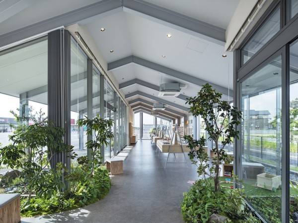 JINS Ohtone商店/平井忠志设计工作室