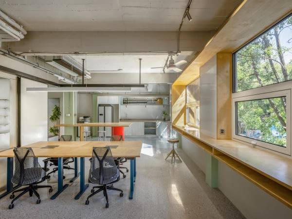 健康与美容办公空间/尚室内建筑师