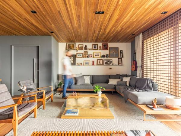 蒂托2号公寓/彼得罗·特利齐·阿尔基特图拉