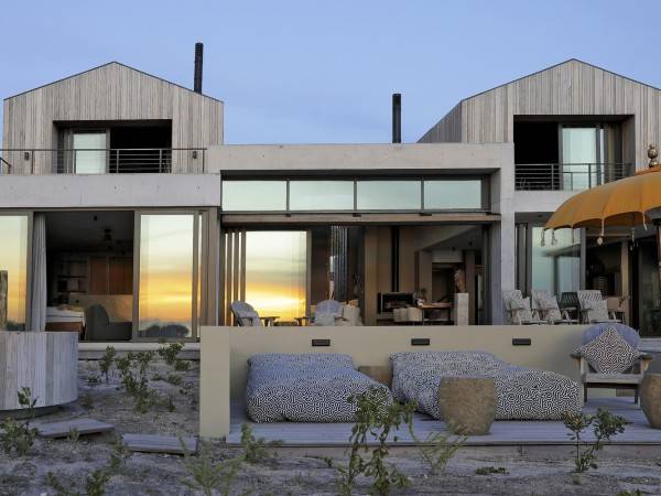 House Azure/新建筑师事务所