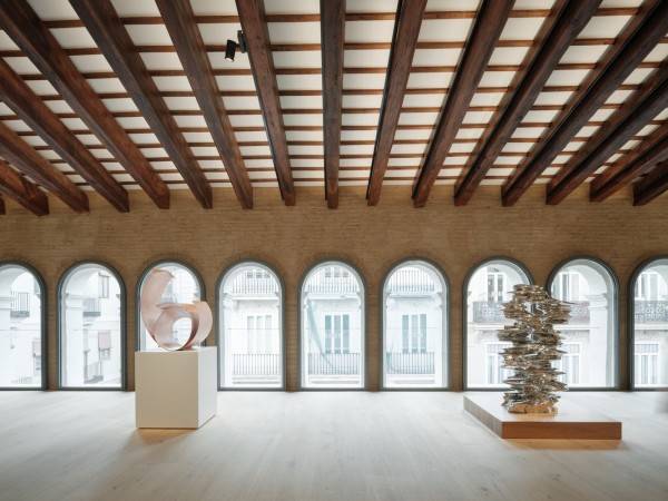 Hortensia Herrero艺术中心/ERRE建筑