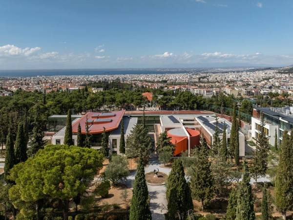 安纳托利亚学院松林国际学校/A.N.Tombazis&Associates