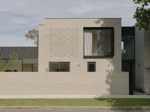 保税屋/C.Kairouz建筑师事务所