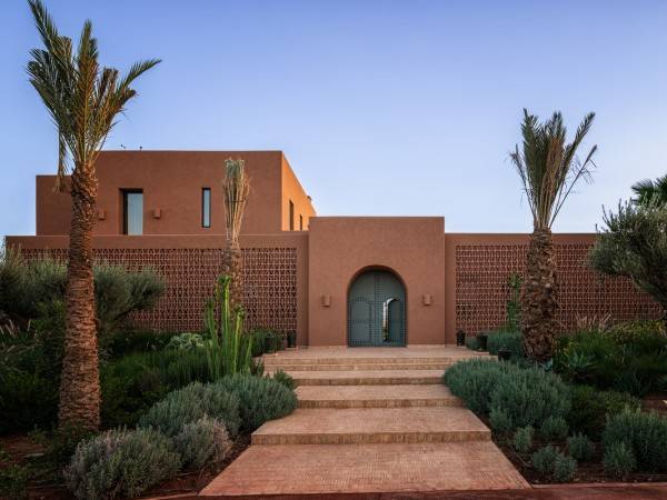 罗莎别墅/E-H建筑工作室+L-H工作室+莎拉·波尼亚托夫斯基