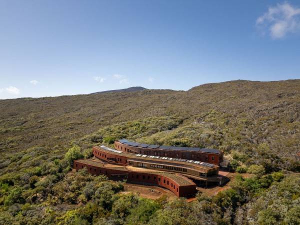 Gîte du Volcan/80海拔建筑