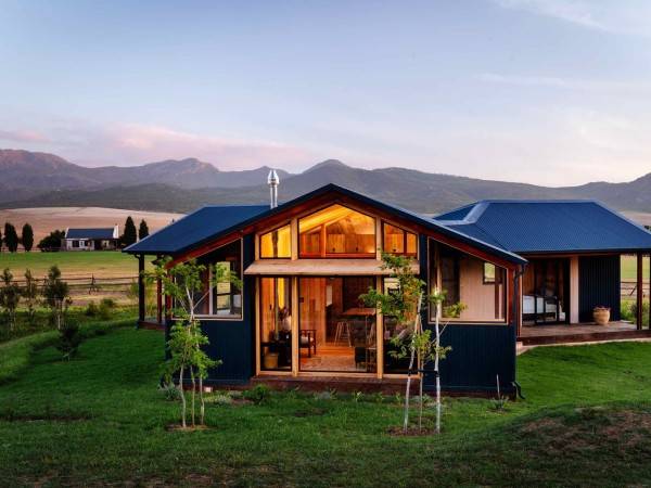 Natimby Lodge/保罗·埃利奥特建筑师事务所