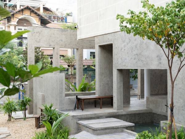 废弃咖啡馆和办公室的拼贴/324PRAXIS