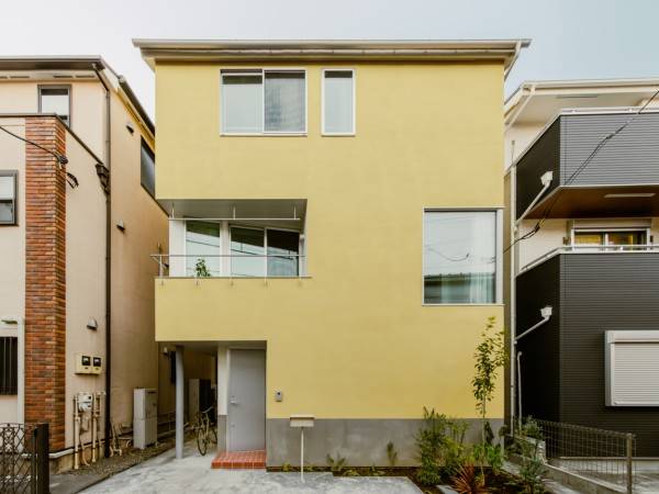 Twist House/哈吉索