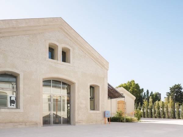 第8批设计和研究实验室/BC建筑师和研究+组装