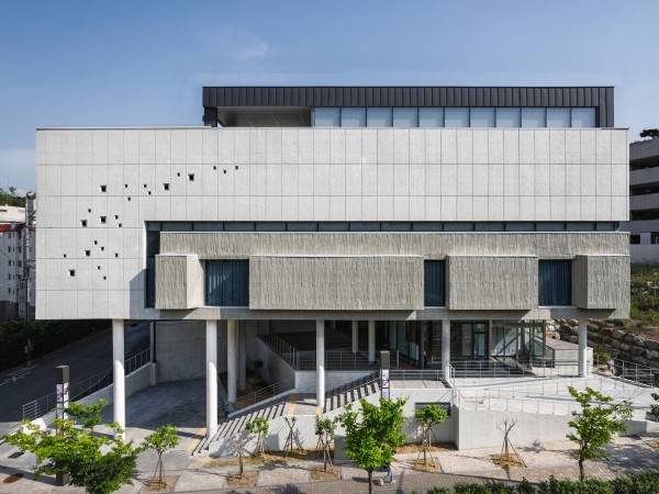 基督教现代史博物馆/Kode Architects