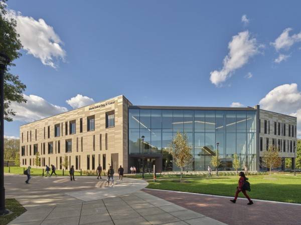 鲍伊州立大学马丁·路德·金中心/Perkins and Will