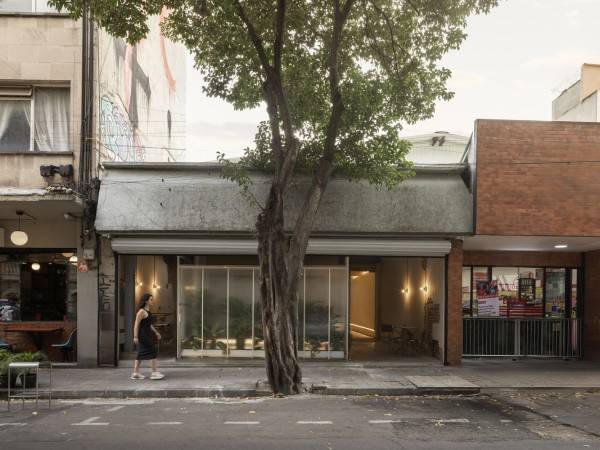 Bar Cyprez/LTMX工作室