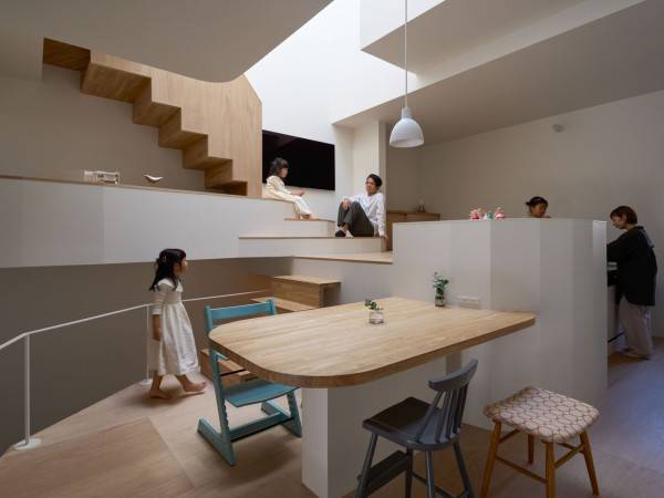 平野/藤原町建筑师事务所的房子