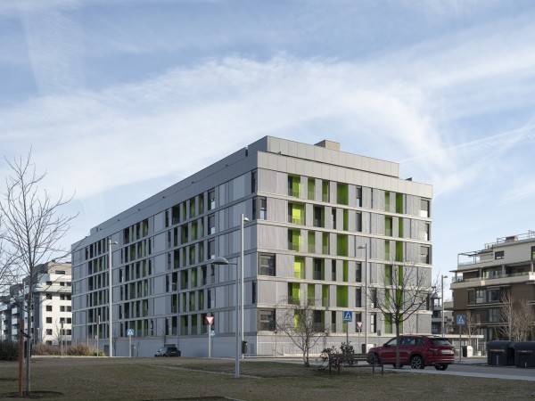 马德里/UNIA ARQUITECTOS+FAU ARQUITECTOS的116套公共住房