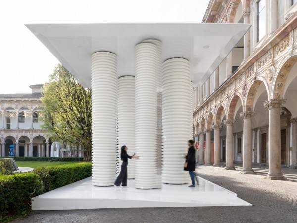 TAM TAM安装豪华轿车/Alvisi Kirimoto+合作伙伴