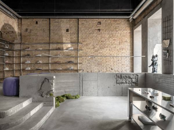 Storage X Domaine 17展厅/临时项目