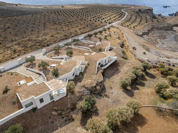 隐藏女士套房/详细建筑