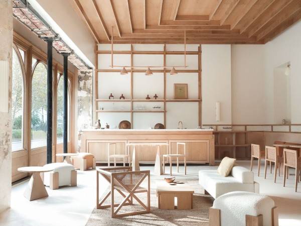 蒙马特爱丽舍宫酒店/Policrónica