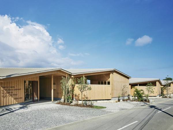 YAWN YARD口里岛/Jo Nagasaka+Schemata建筑师事务所