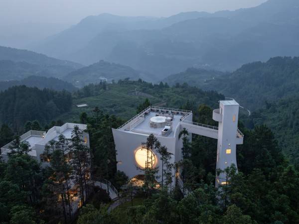 上都崇崇崇山/威尔伯城市建筑师事务所